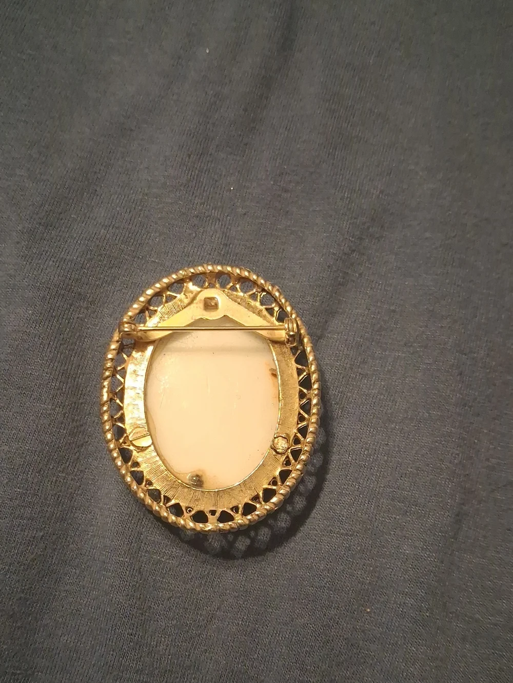 Vintage- Denicola Inspired Green Stone Gold Filigree Brooch - Women Jewelry